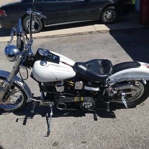 Meet your Posher, Adam